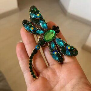 Betsey Johnson Green Dragonfly Gemstone Crystal Brooch